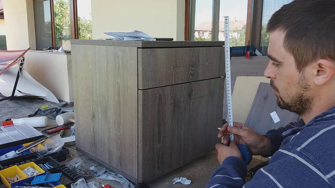 Pas 5 din 5, cum sa faci o pereche de noptiere sau orice corp de mobila cu glisiere si balamale