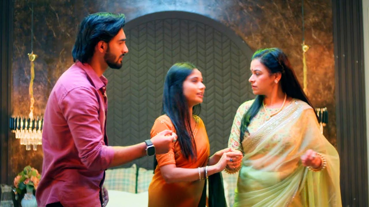 Mangal Laxmi Today Episode NEW PROMO : Laxmi Ne Bataya Gayatri Ko Pandit Ka Sach