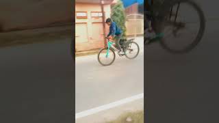 apna time aayega#shortvideo #apna time aayega#youtubeshorts #stunt #cycle