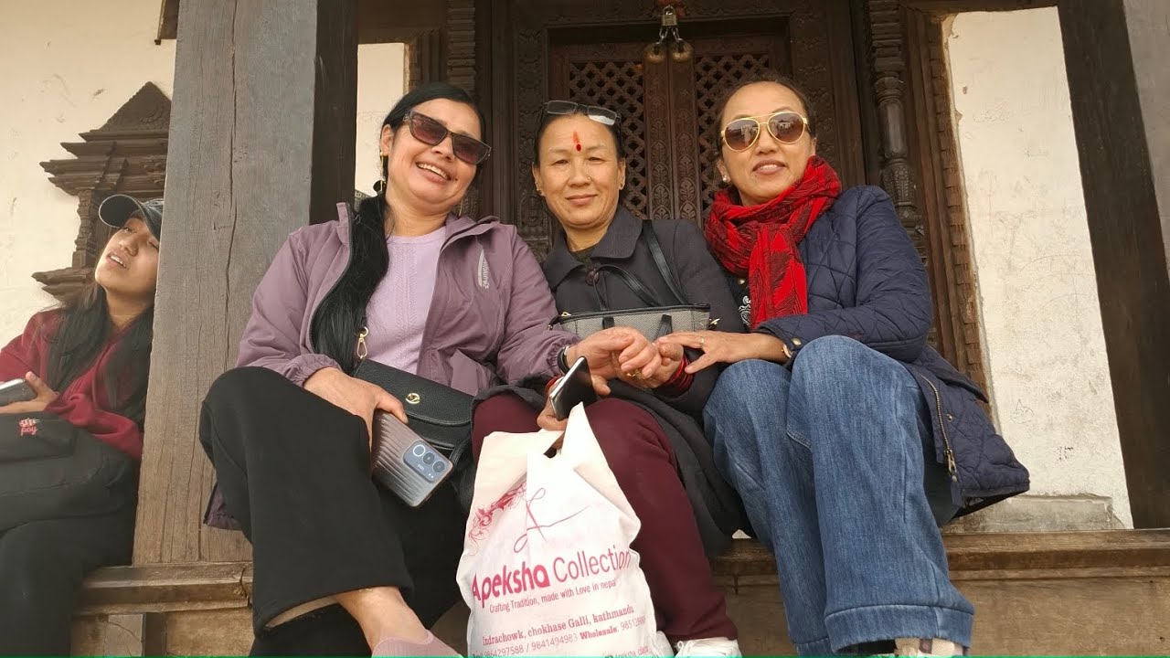 Sathi haru sanga ko bhet ghat  ra ktm  to uk ko Short  clip 