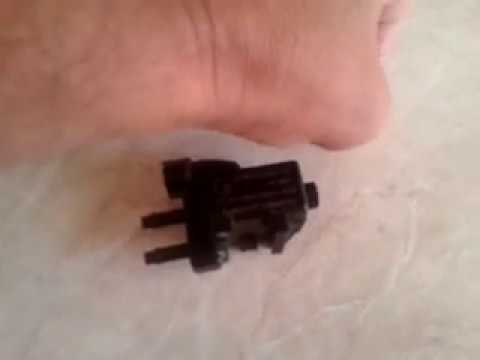 Ремонт клапана адсорбера авто...лада приора