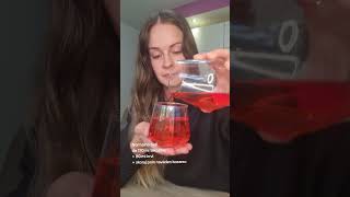 Kako Močna Menstruacija Je Normalna? Menstrualna Količina Vsebuje 36-50 % Krvi.