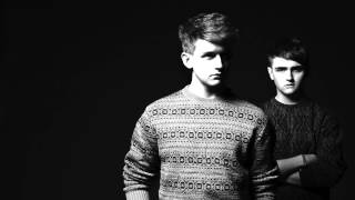 Video voorbeeld van "Disclosure - You and Me [Flume Remix] - LYRICS"