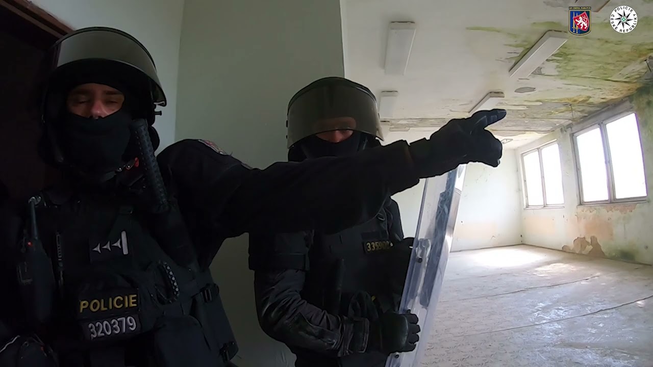 Policie ČR: Jednotka speciální ochrany, Ochranná služba PČR – součinnostní cvičení ve zvládání davu