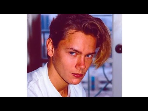 Happy Birthday River Phoenix 💛