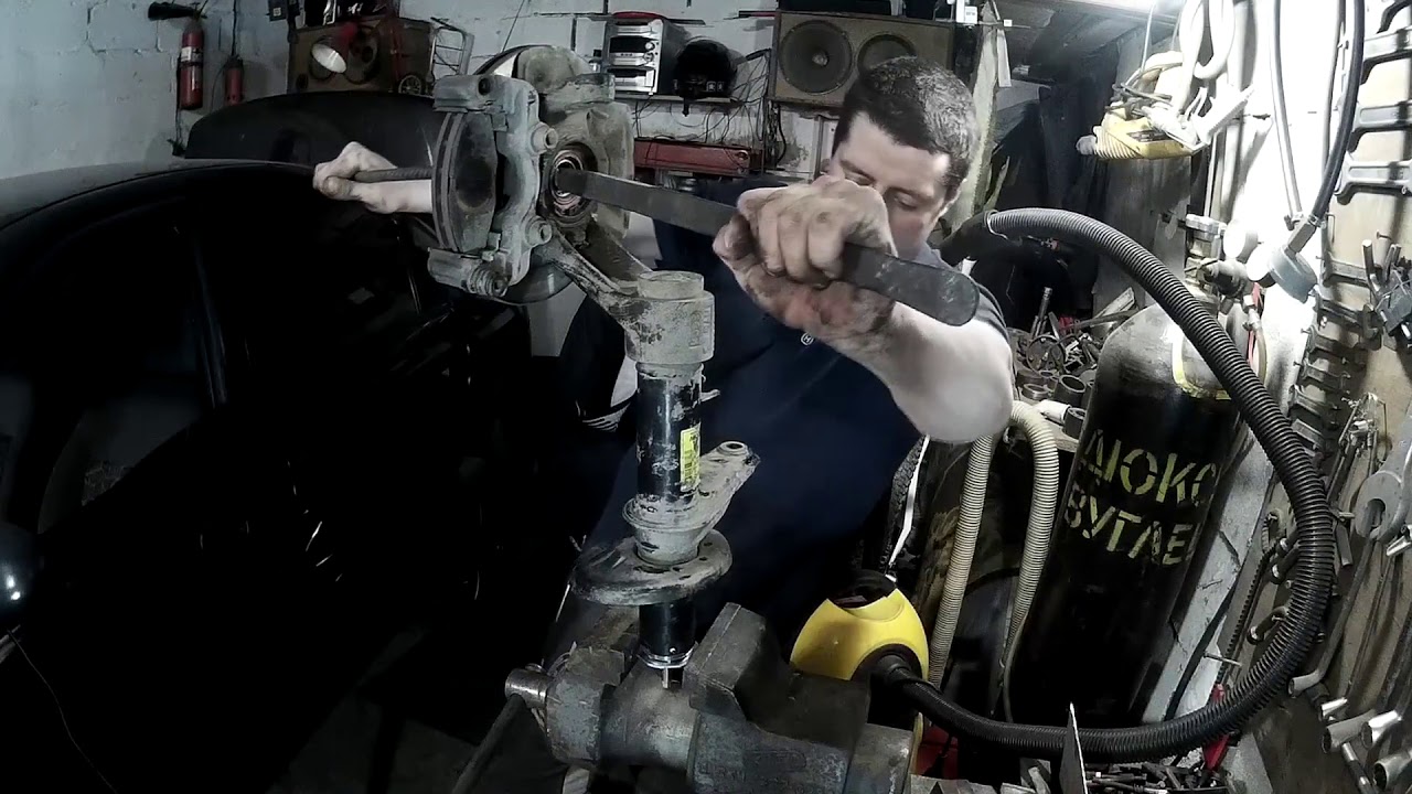 как поменять стойку, верхнюю опору, пружину lanos с о снятием и ...