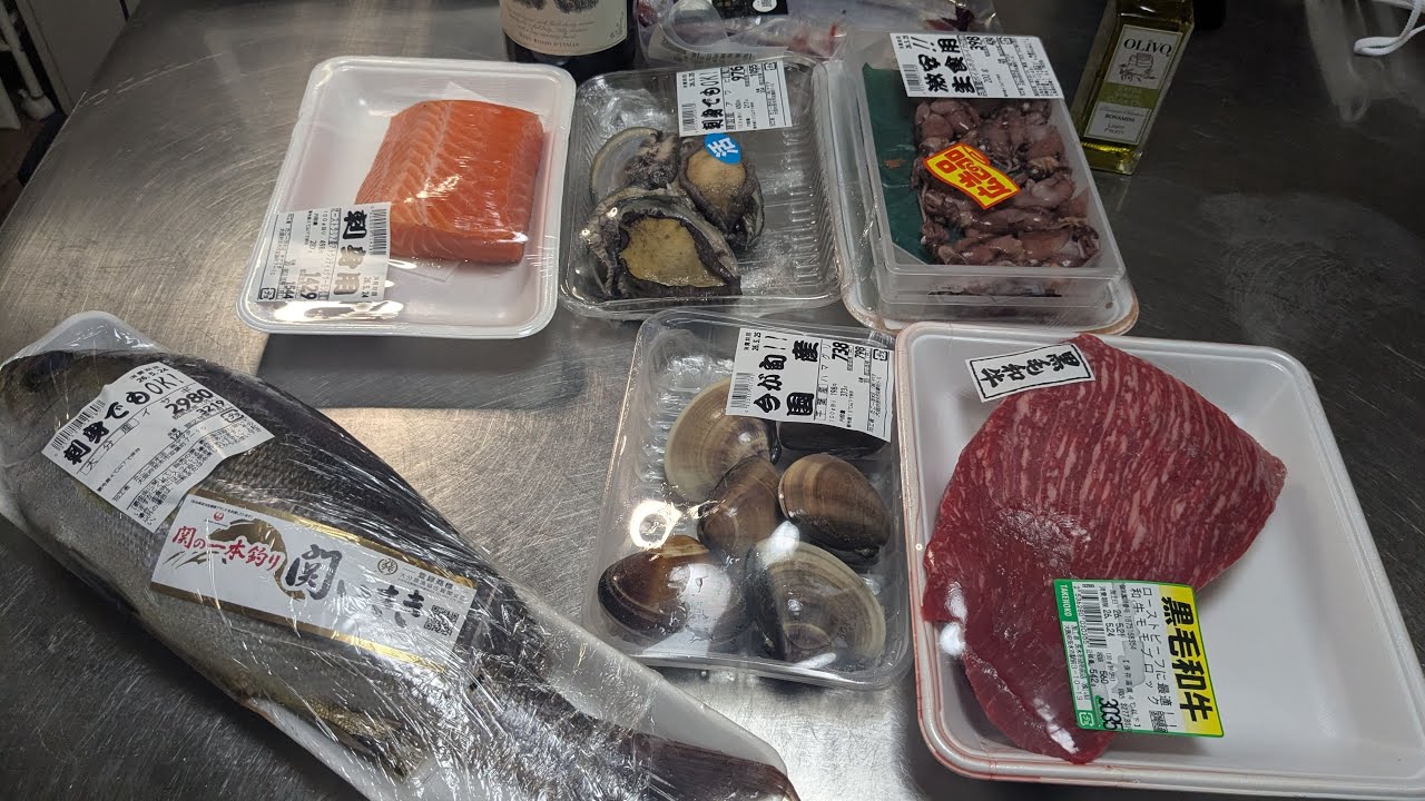 黙々ゴクゴクと明日の仕込みをする料理配信