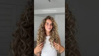 tutorial for the pantyhose octopus curls 🤪 @Harrii Alex  #heatlesscurls #curlyhair #hairtutorial
