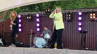 Katri Ylander: Hyvästit ja huutomerkit live Salon iltatori, 20.7.2023