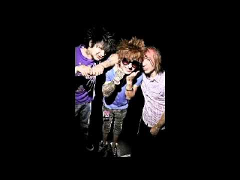 BrokenCYDE - Teach Me How to Scream(Instrumental & Bass)