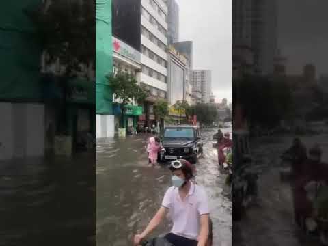 Video Vua địa hình Mercedes AMG G63 thất bại thảm hại trên... - youtube