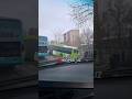 В Ташкенте автобус гармошка вылетел с дороги