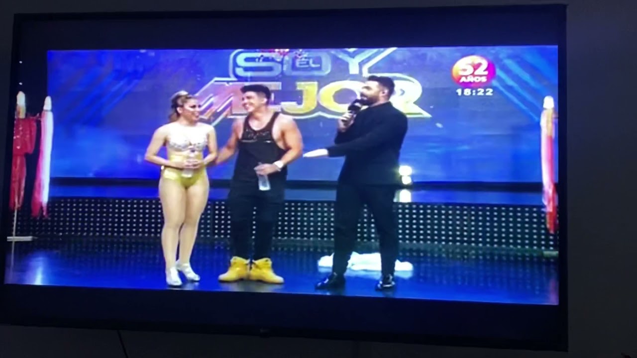 PELEA DONday y Mafer ríos