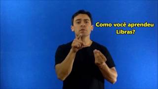 Pronomes interrogativos em Libras  Com áudio em português. 1ª vídeo.