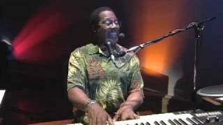 Don Lewis with the Roland VP-550 (3/4)