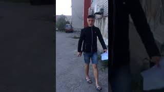 Волгоград. Наркоман делает рекламу дури Волгоград. Наркоман делает рекламу дури