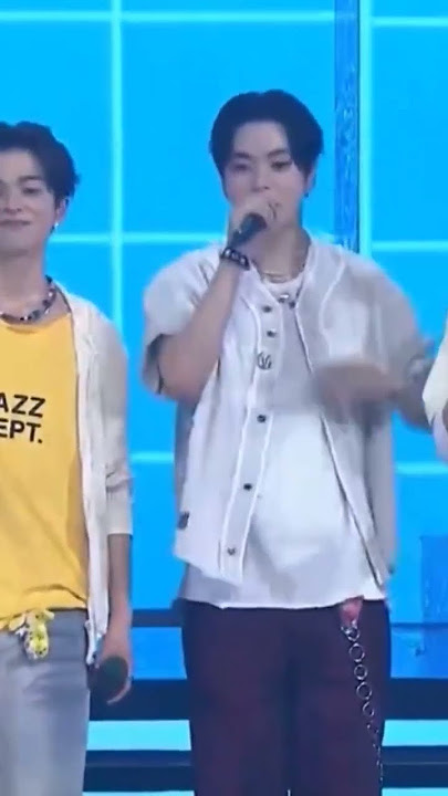 the loud cheers!!! #jeongwoo #jaehyuk #asahi #트레저 #treasure #allobank #kpop #shorts #fyp