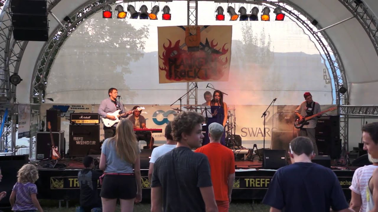 Watch QUESTIONMARK Live @ Planken Rockt 2.0 on YouTube Watch QUESTIONMARK Live @ Planken Rockt 2.0 on YouTube