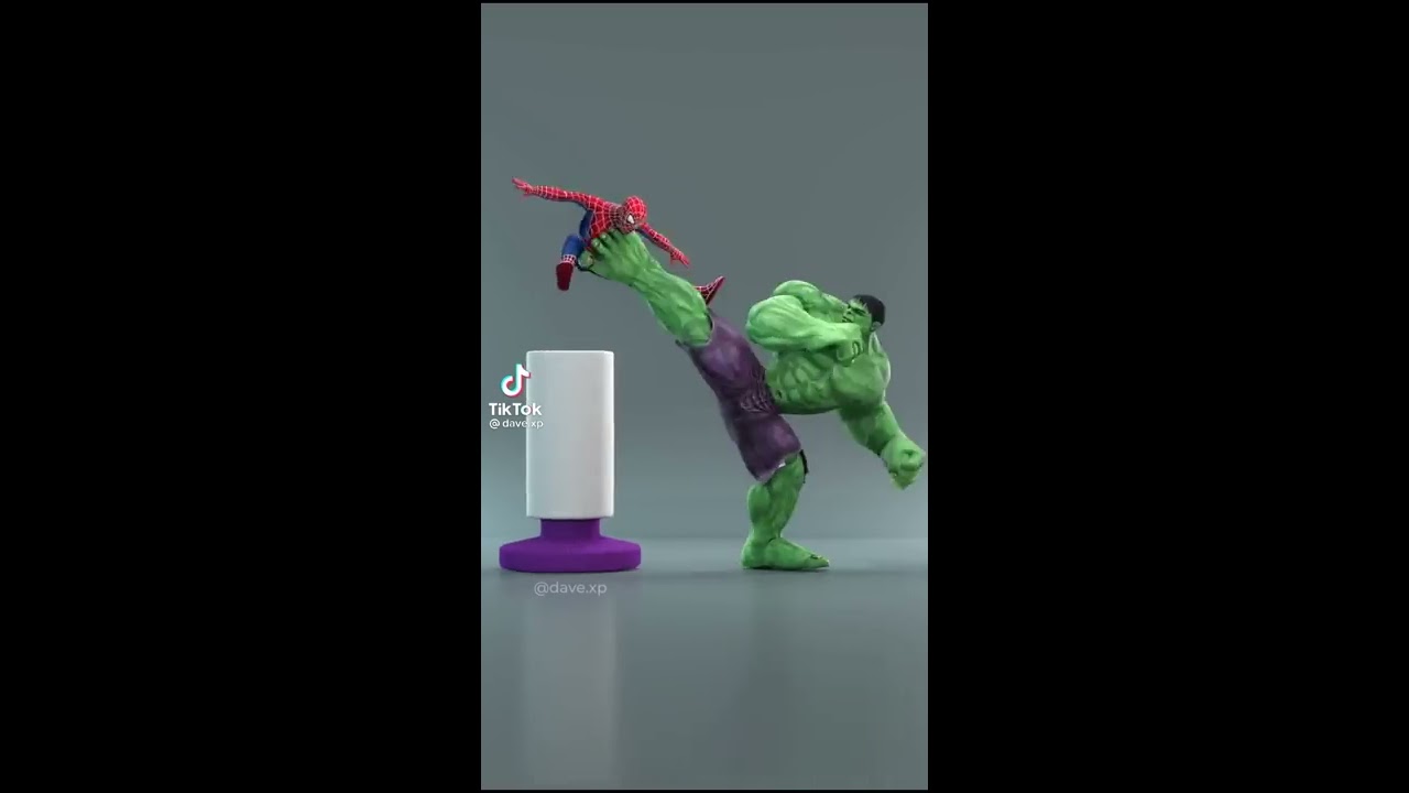 HULK VS SPIDER MAN