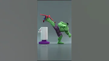 HULK VS SPIDER MAN 