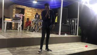 Slimice Performs Runahway at Ijele Beach Ojo 2019
