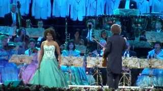 ANDRÉ RIEU & JSO / KIMMY SKOTA - CASTA DIVA (MAASTRICHT 2012)