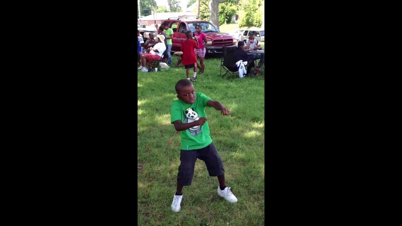 #013 Hitting That Hard Head In South Memphis adlı videoyu YouTube'da izle #013 Hitting That Hard Head In South Memphis adlı videoyu YouTube'da izle