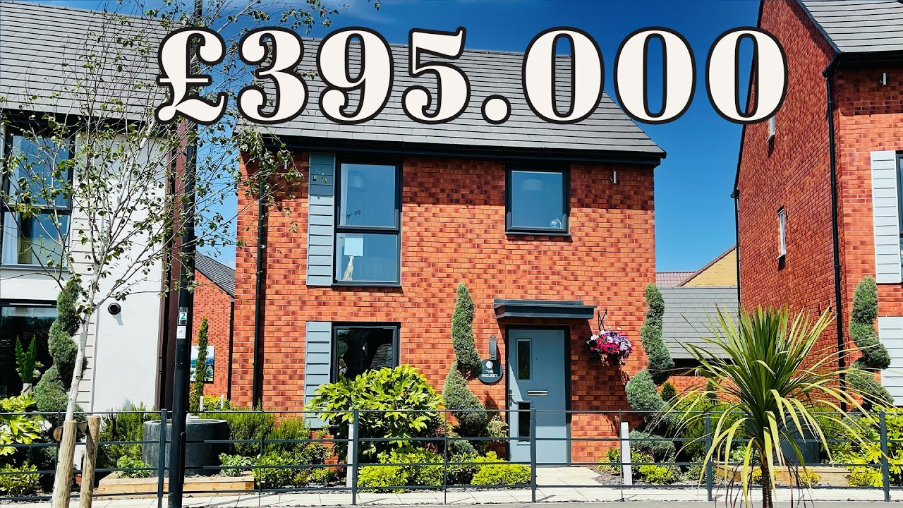 Touring a £395,000 new build house | 4 bedroom house tour UK