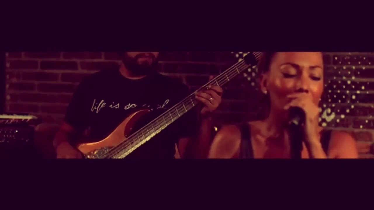 Missing, Everything But The Girl (cover by Pam & The Andersons)