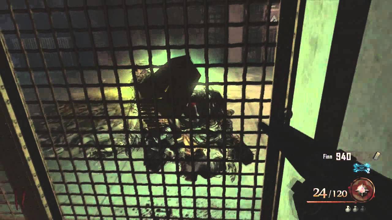 Mob Of The Dead Under the stairs Invincibility Glitch (EASY!)