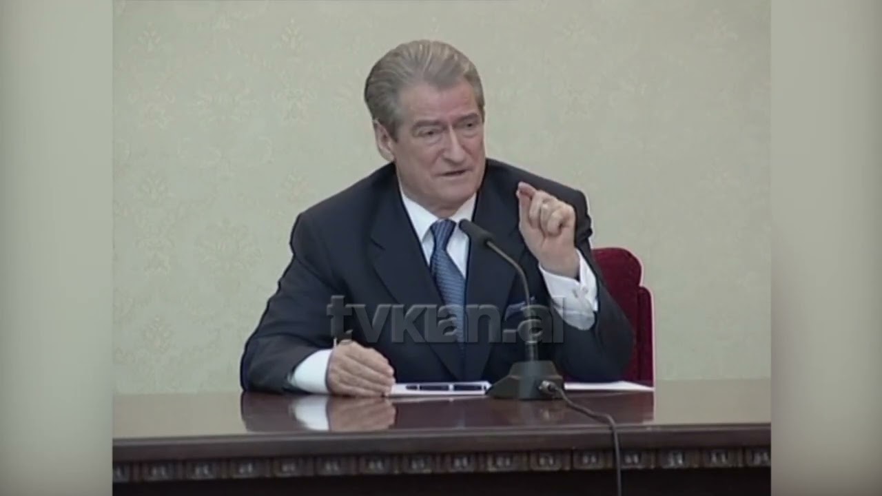 Berisha pas samitit të PPE: Shqipëria model ekonomik në Evropë, jo rritje taksash-(27 Qershor 2011)