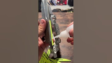 How to fletch your own arrows #archery #hoytarchery #dialedarchery #bowhunting #bowhunt