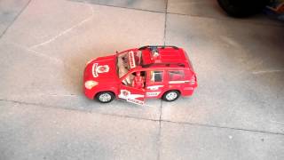 Движеща се играчка - пожарна кола с български звук