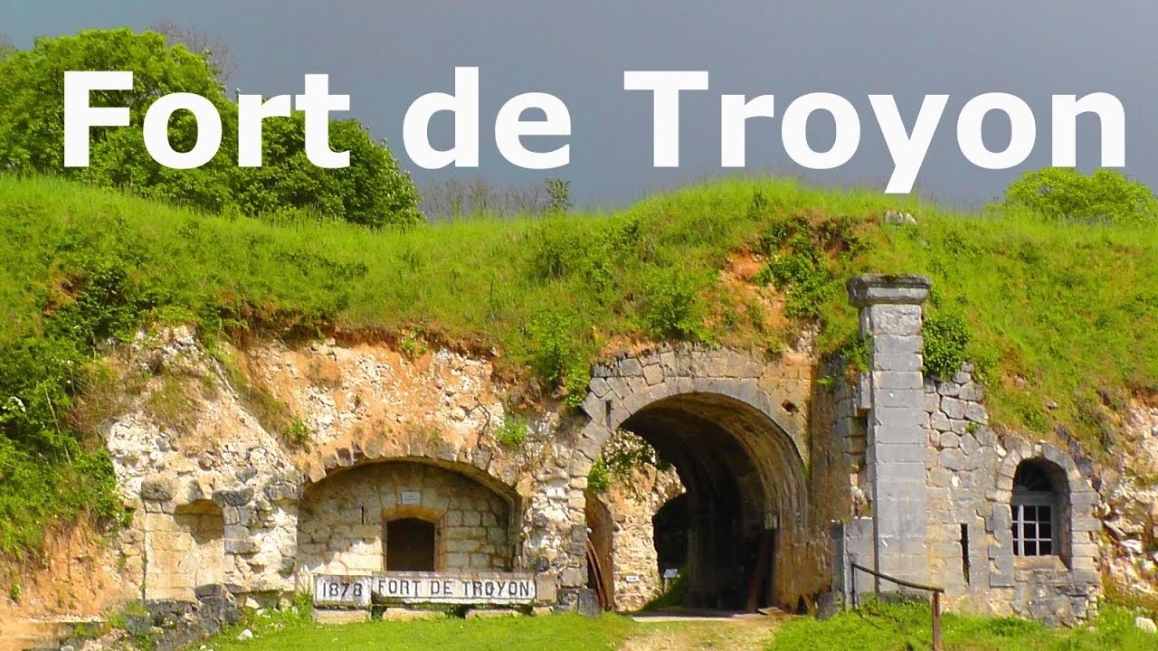 Fort de Troyon today heute -Verdun Saint-Mihiel 1914-1918 1. Weltkrieg / Word War 1 -  Fortification
