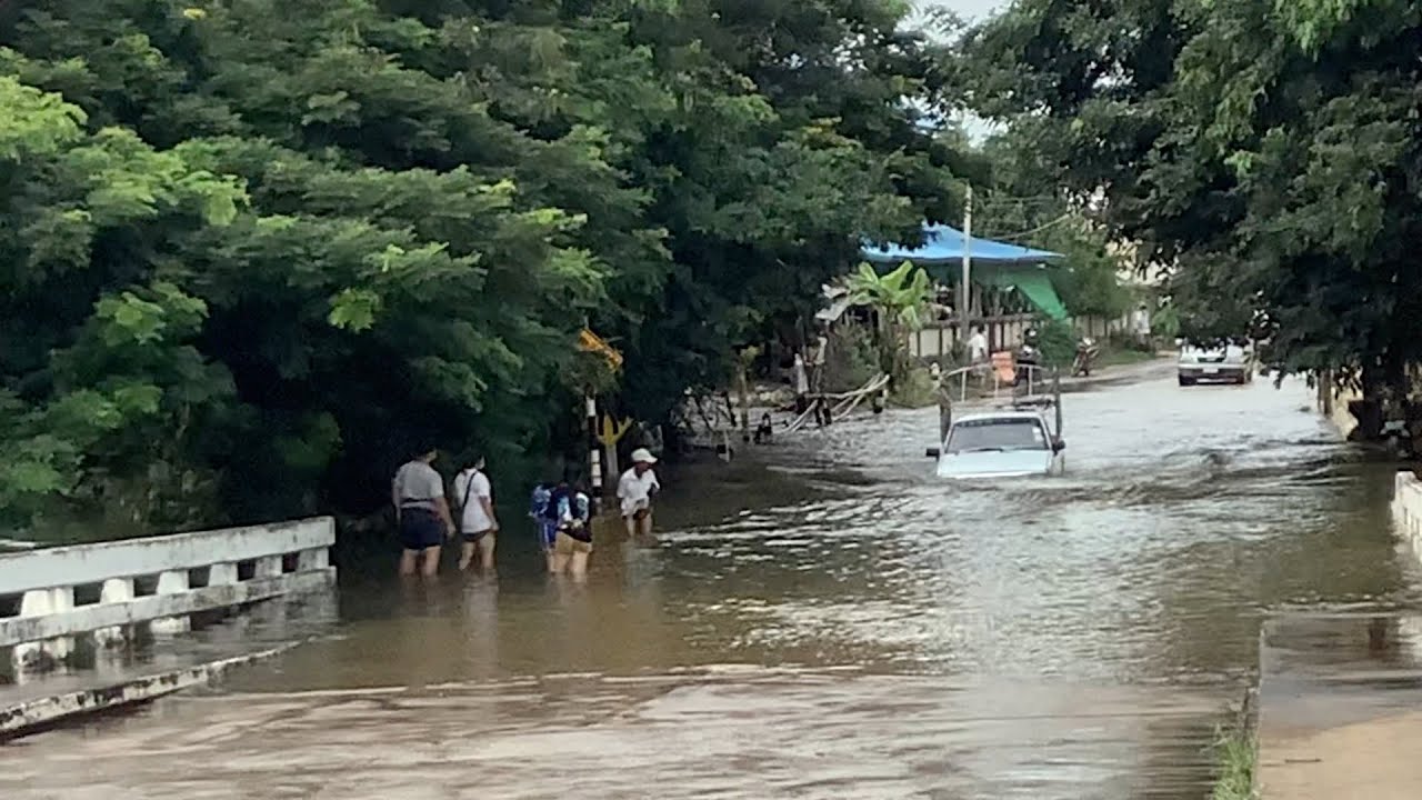 น้ำชีและน้ำพองไหลเข้าท่วม อ.โกสุมพิสัย จ.มหาสารคาม