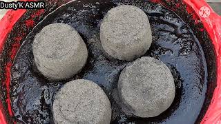 ASMR: soft pure charcoal whole cruch in lots of water ?