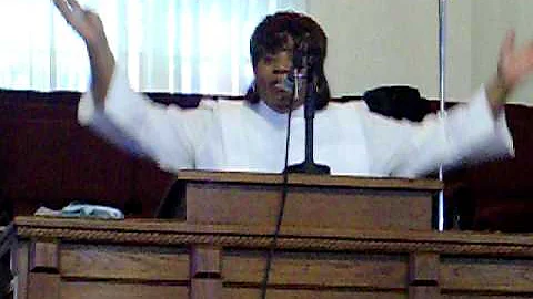 Elder Loretta Hunter Preaching