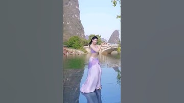 Jaipongan Super Cantik : Daun Pulus Keser Bojong II