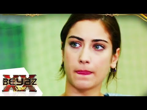 Hazal Kaya'nın Yaptığı Dil Hareketi! - Beyaz Show