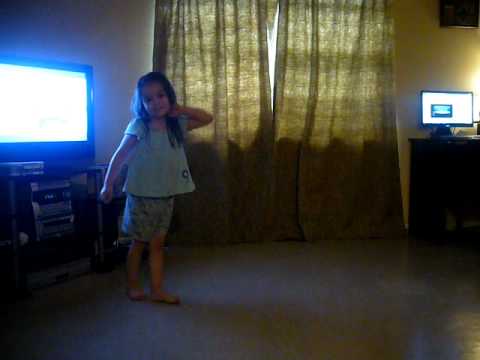 Sienna Herndon dancing to Single Ladies "Chipmunk ...