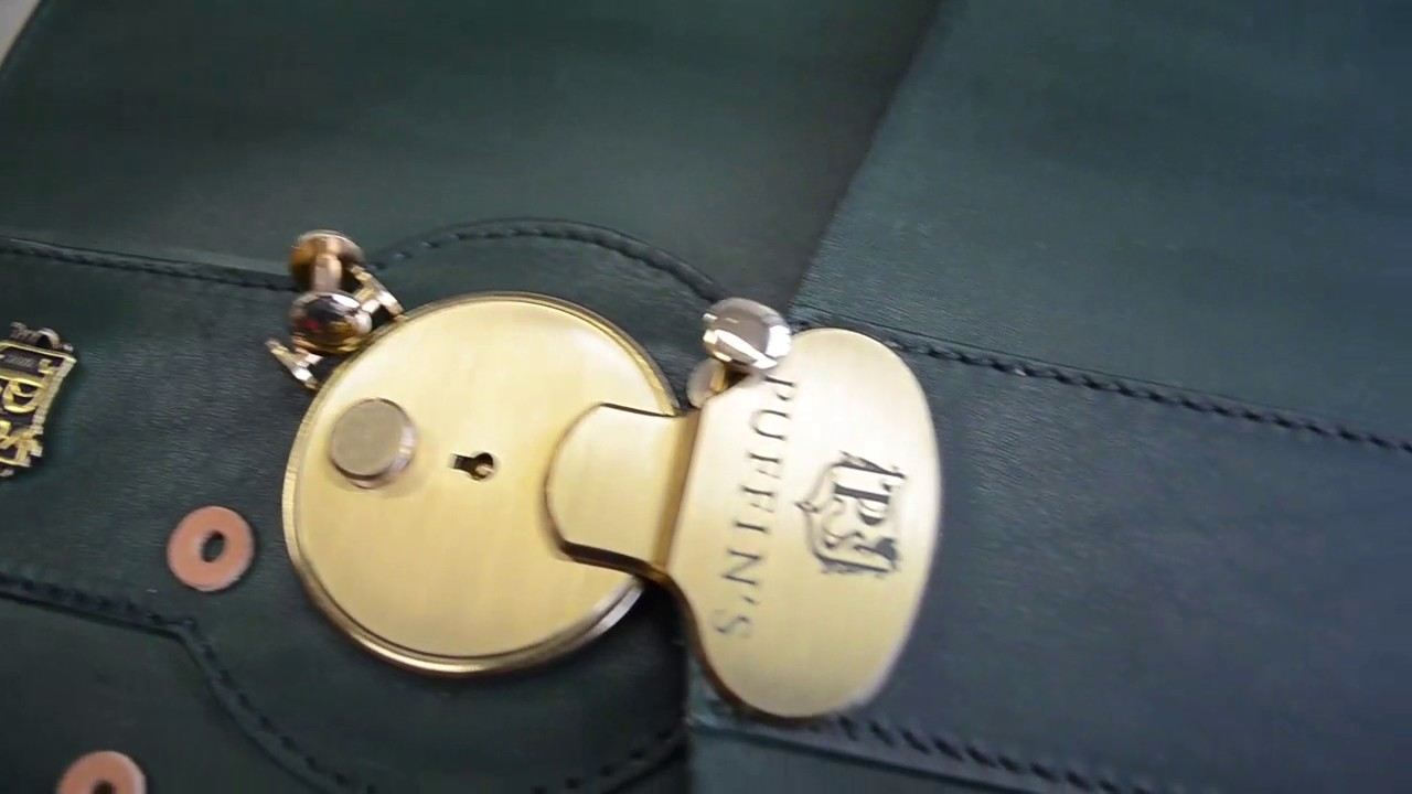 Briefcase Classic in green and red