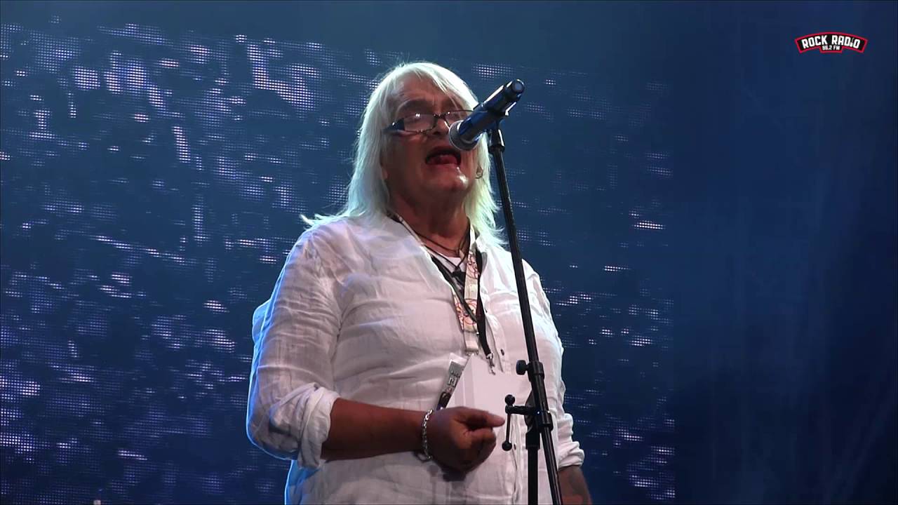 ROCK RADIO: Riblja Čorba - Napolju (Zaječarska gitarijada 2016)