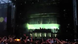 Swedish House Mafia - In The Air (Axwell Remix) Live @ MK Bowl #SHMMKB