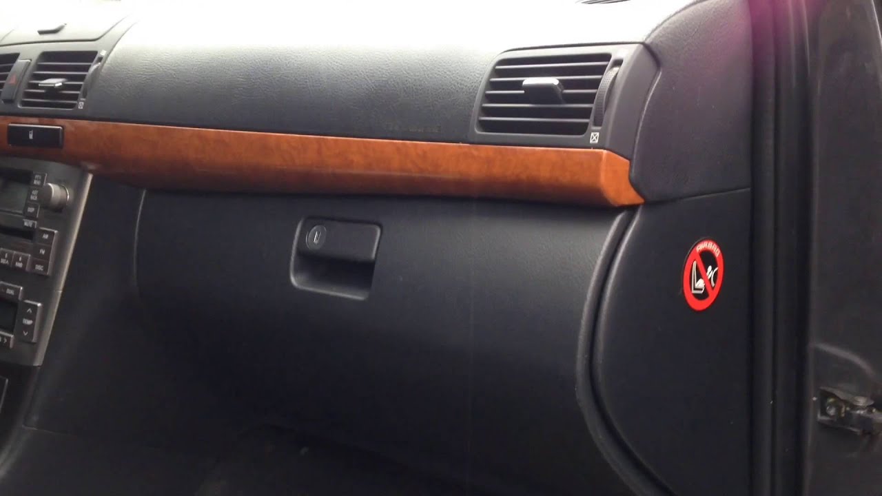 Замена салонного фильтра Тойота Авенсис - Replacing the cabin filter Toyota Avensis новые серии
