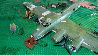 Repairing a damaged Lego/Cobi B-17G Flying Fortress (Tribute to Texas Raiders & Nine O' Nine)