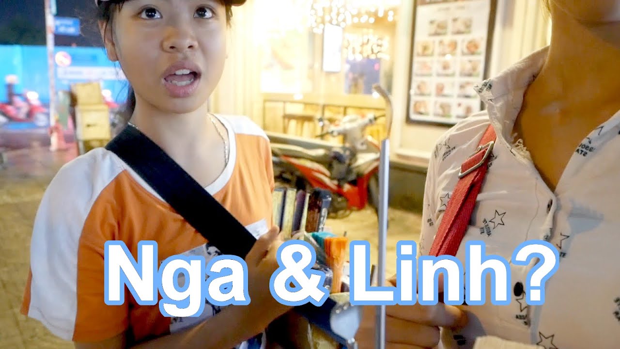 Where's Linh? Helping Poor & Meeting Garbage Pickers Ben Thanh Night Market HCM Saigon Vietnam