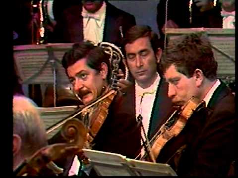 Fikrət Əmirov ŞUR Simfonik Muğamı Dirijor NİYAZİ