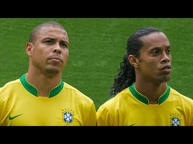 5️⃣ ❌ Melhor do Mundo 1️⃣ 🏆 Copa Do Mundo ⚽ Muitos Gols 😥 E Muita  Saudade. . #ronaldinho #r10 #r9 #ronaldo #ron…