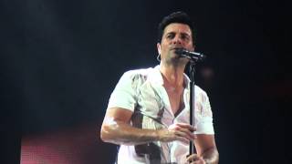 Chayanne ...y tú cómo te llamas? / &quot;Tu Respiración&quot; DirecTV Arena 17/02/2016