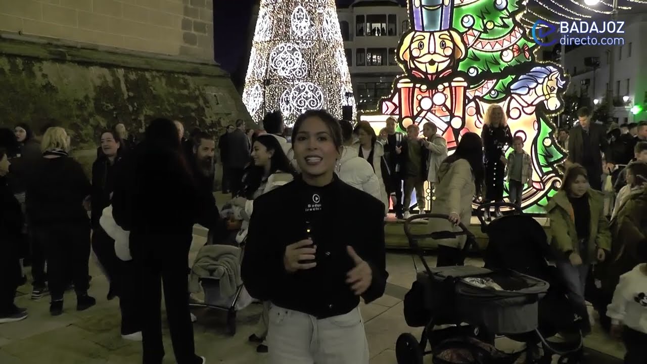 Inauguración del Alumbrado de Navidad en Badajoz 2025